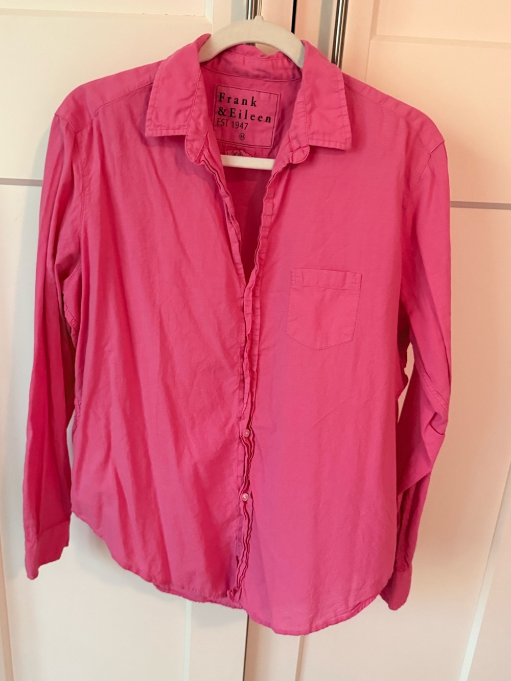 Frank & Eileen Women’s Hot Pink Button-Down Shirt
